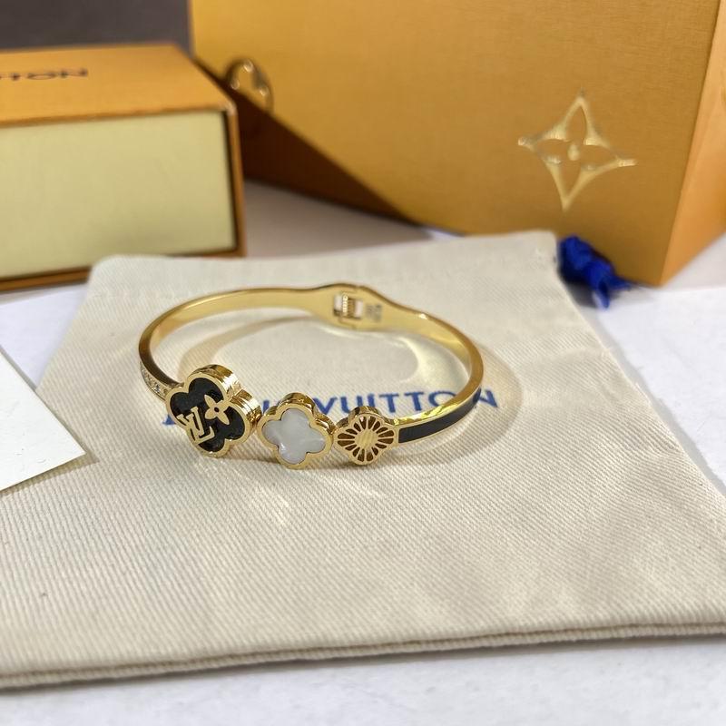 LV Bracelet 05yxs310