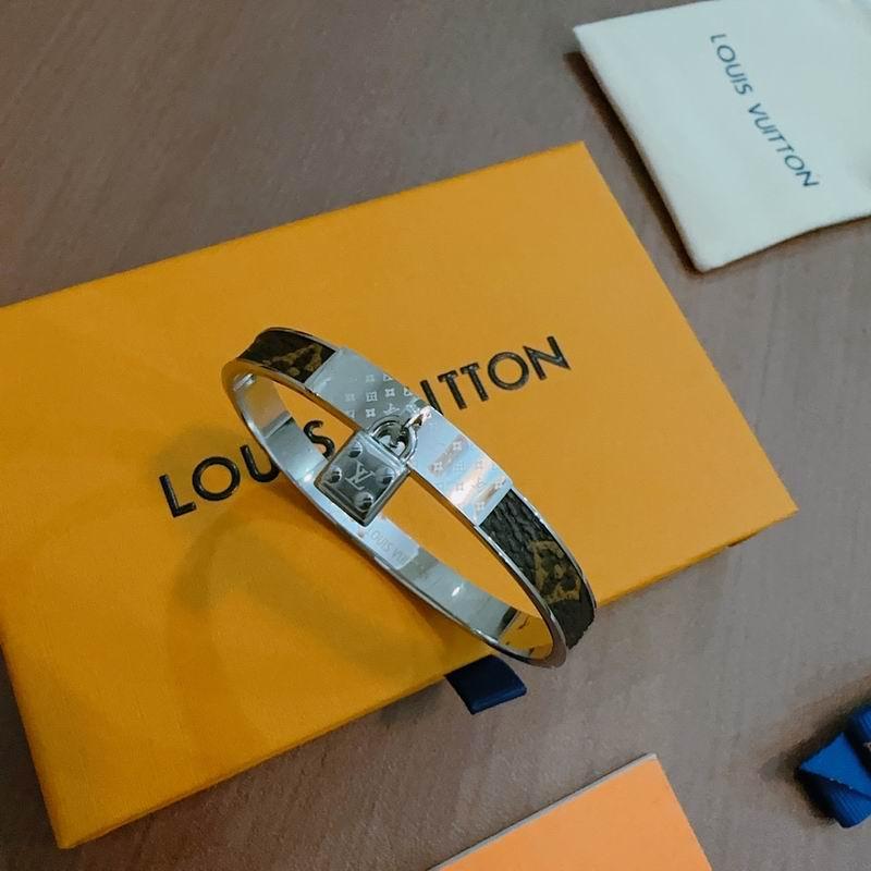 LV Bracelet 11yxx01