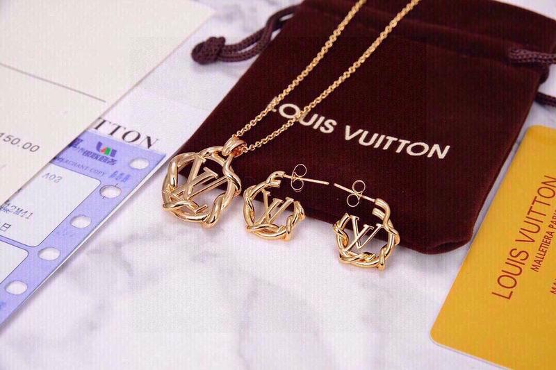 LV SUITS